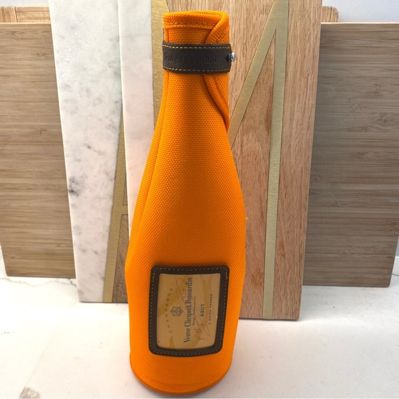 Veuve Clicquot Champagne Bottle Zip Cooler/Cover - Picture 1 of 8